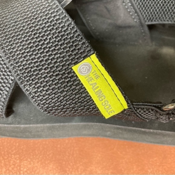 The Healing Sole | Everett Woven Mesh Strap Plantar Fasciitis Platform Sandals - Picture 7 of 9